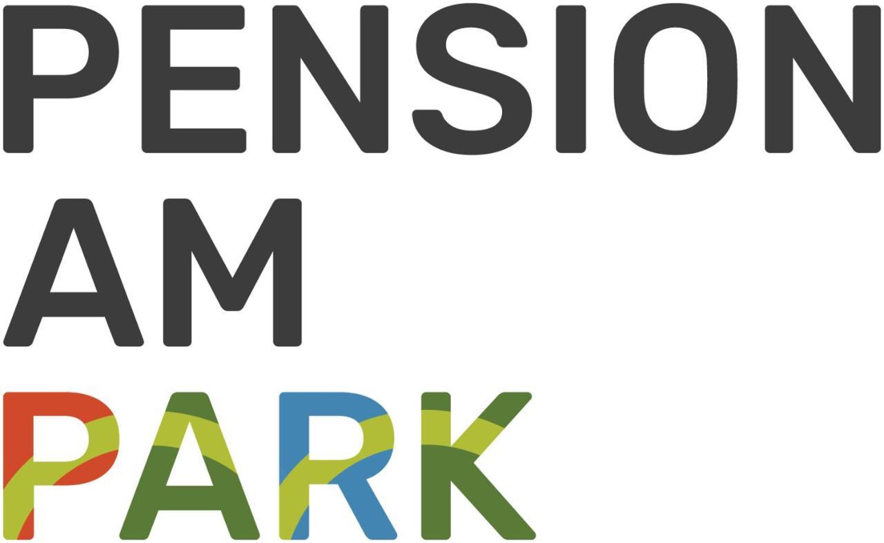 רוסט Pension Am Park מראה חיצוני תמונה
